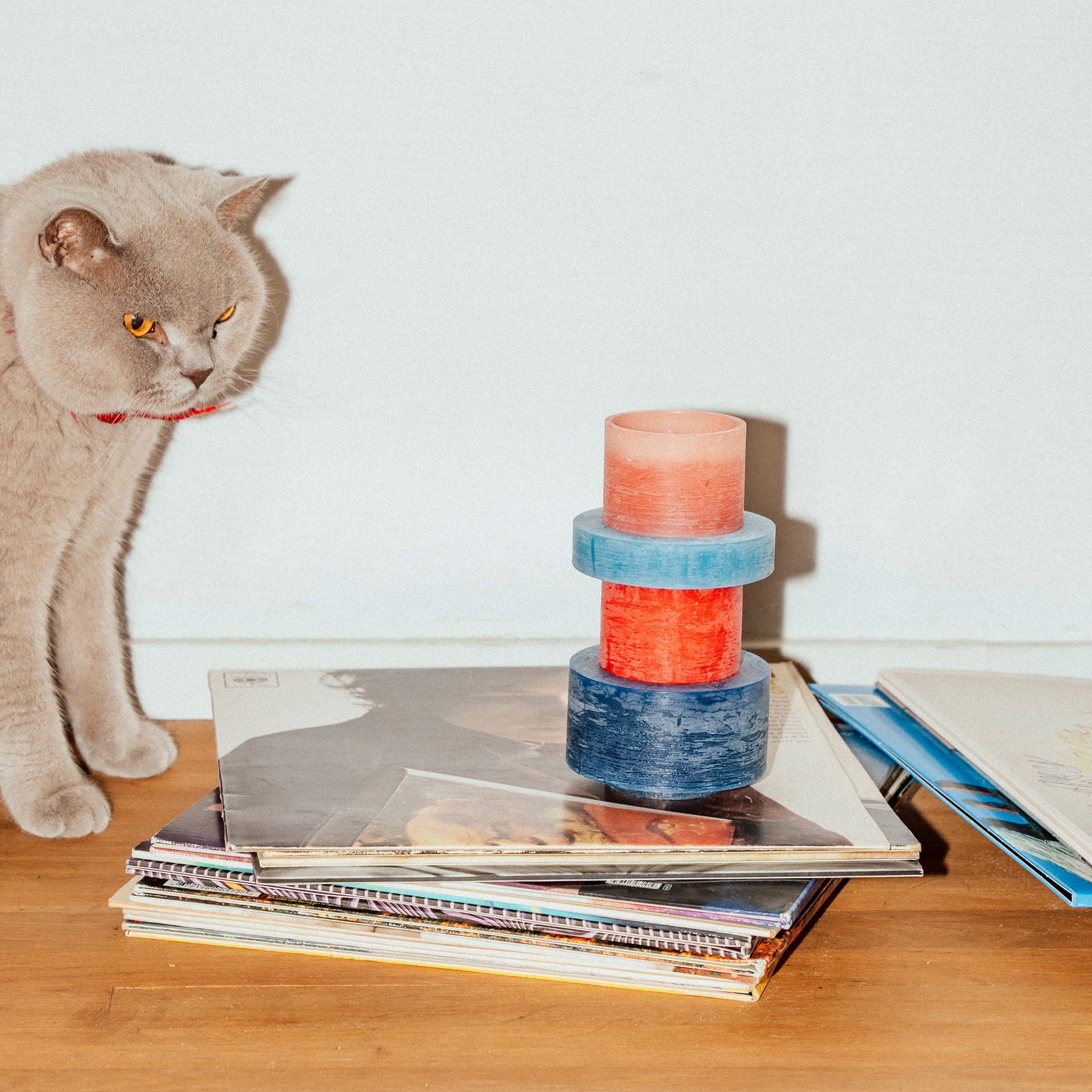 Stan Editions - CANDL STACK 04- Red & Blue, Luxe kaarsen, Design kaarsen,